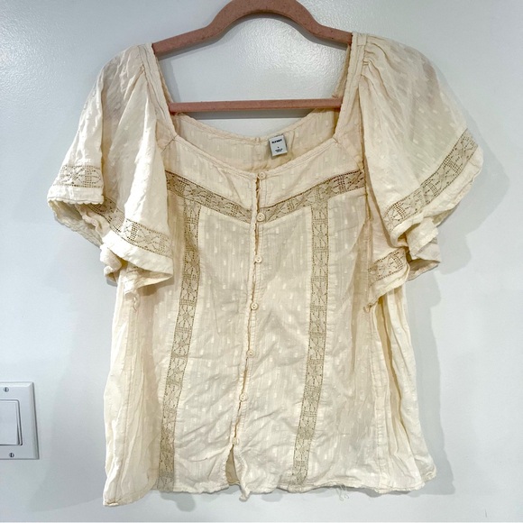 Old Navy Oversized Clip-Dot Crochet-Lace
Button-Front Blouse Women’s Sz L - Picture 2 of 7